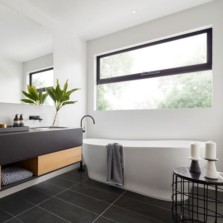 Top-hinged, bottom-opening awning windows provide all-weather ventilation with a sash style that promotes enhanced airflow.